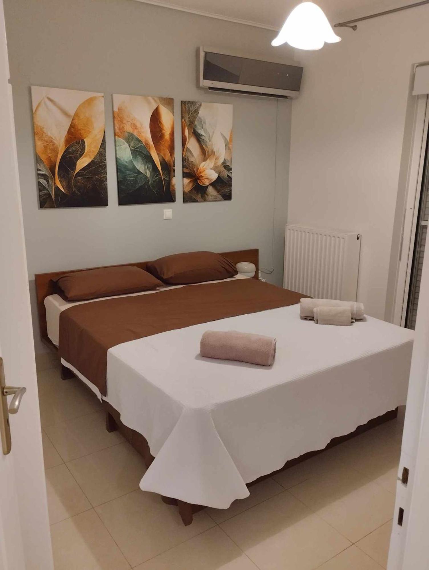 Limpi'S Cozy Place Sparta Bagian luar foto